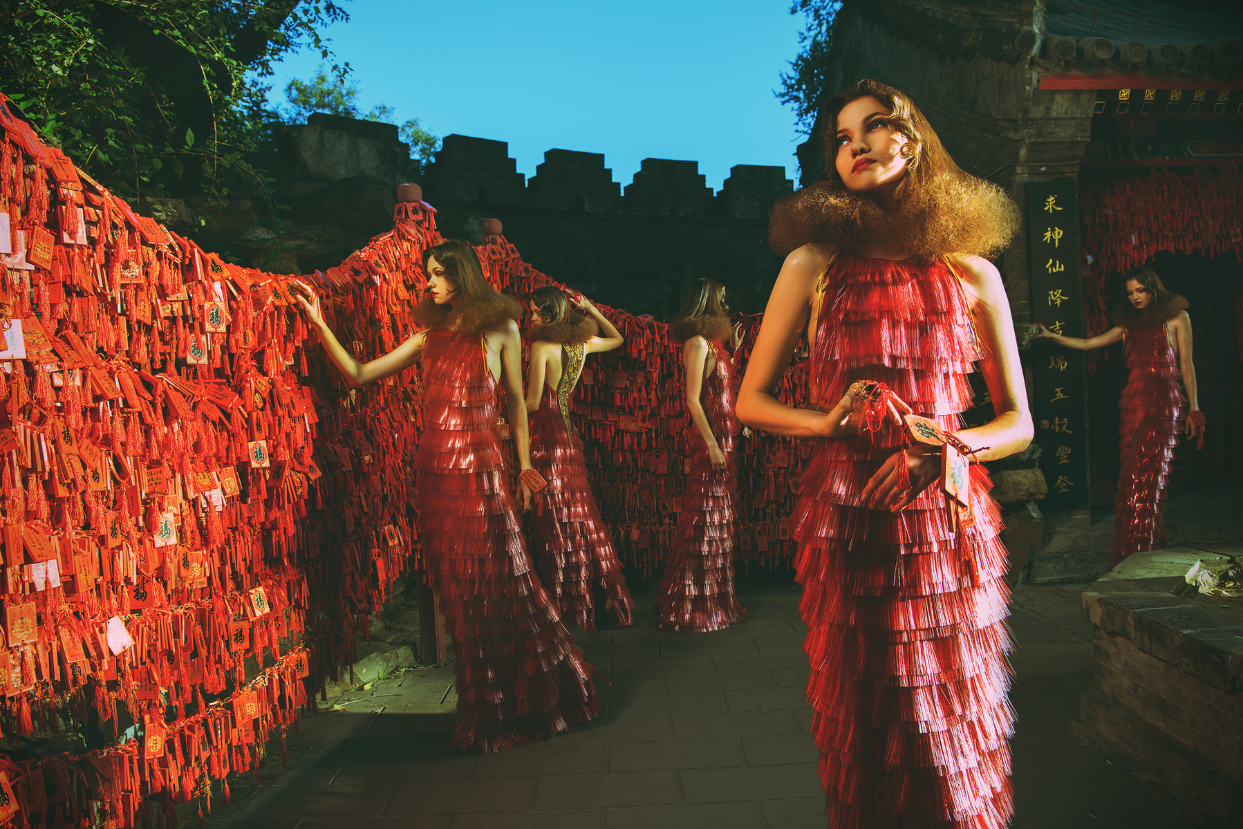 وقتی رؤیا به لباس بدل می‌شود: تاثیر سبک سورئال در مد معاصر